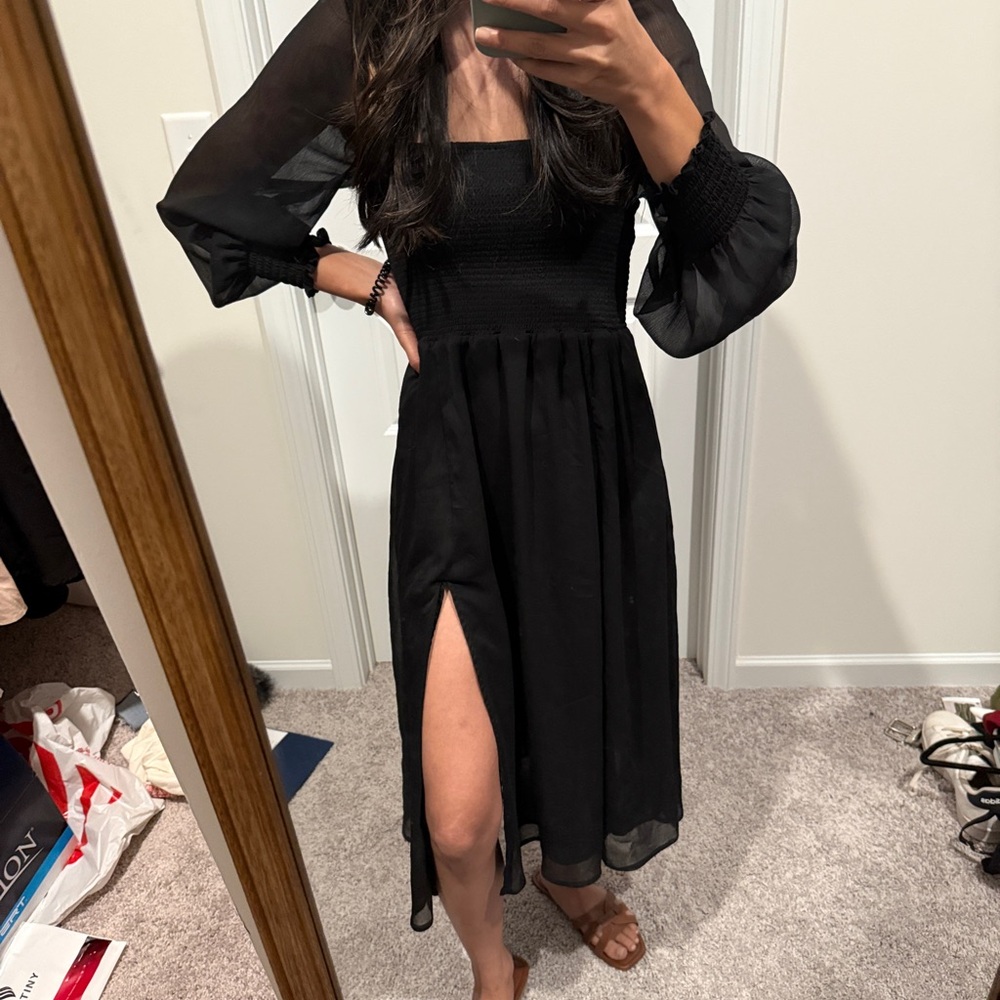 Tuckernuck OPT brand XS Black midi dress with slit
